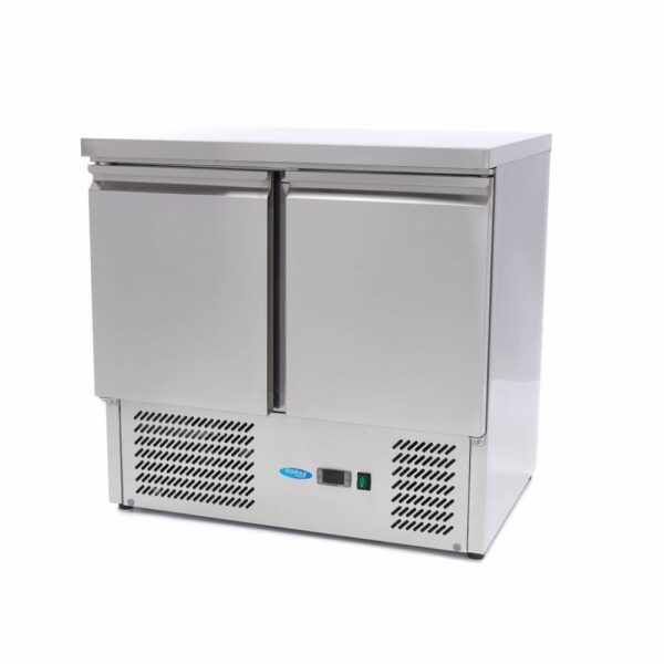 Среднотемпературна хладилна маса с две врати и долно охлаждане